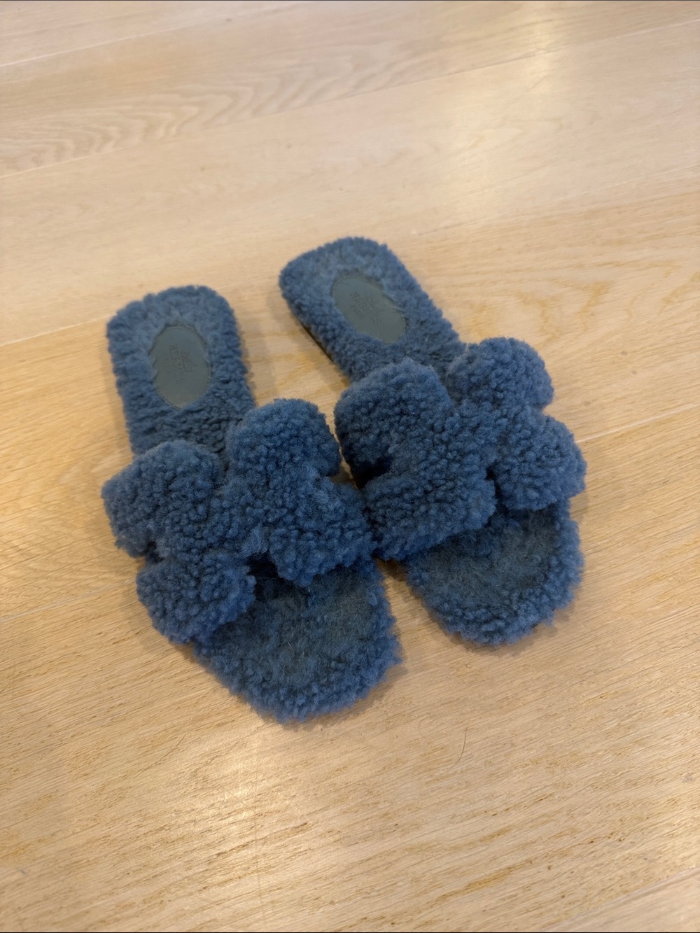 Hermes Blue Shearling Oran